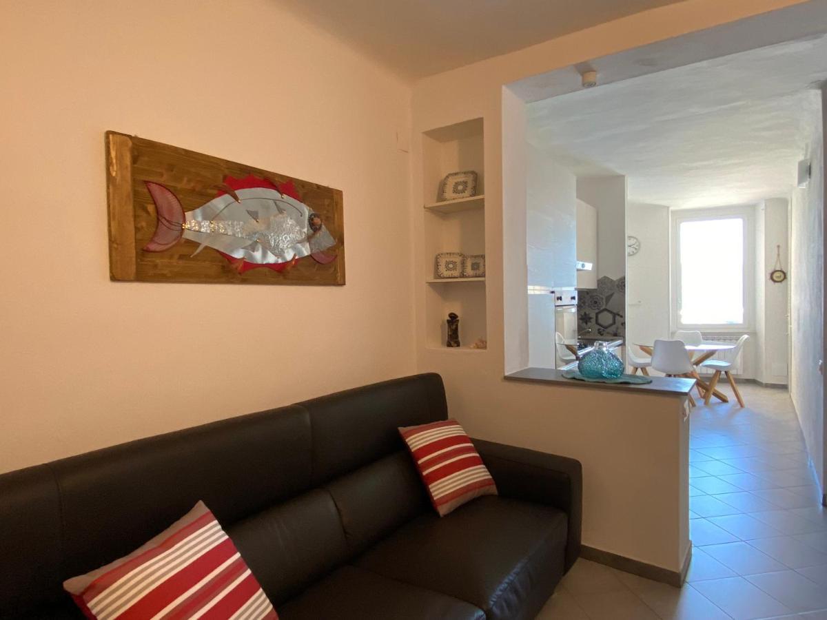 Sea View Apartment In Front Of The Sea Porto Venere Exterior photo